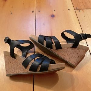 Aerosoles black cork wedge sandal